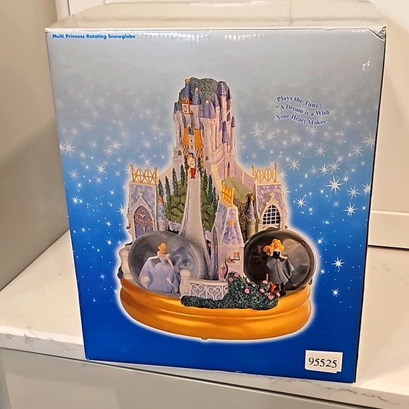 Disney  A Wish Your Heart Makes  3 sided rotating figurine w/snow globes. - Picture 16 of 16